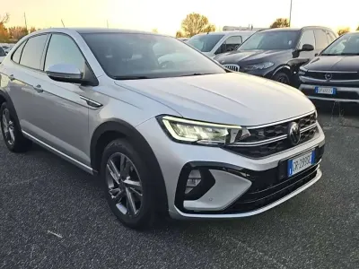 Usata VW Taigo R-line 150 CV (110 kW) 2023 Argento SUV