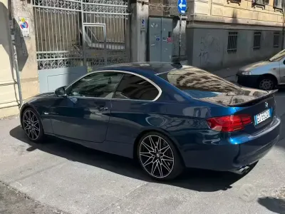 Usata BMW 330 272 CV (200 kW) 2010 Blu Berlina