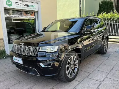 Usata Jeep Grand Cherokee Overland 250 CV (183 kW) 2017 Nero SUV