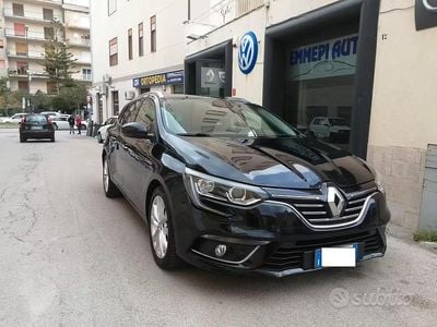 Usata Renault Mégane GrandTour LIMITED 110 CV (80 kW) 2016 Nero Station wagon