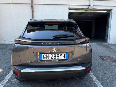 Używany Peugeot 2008 130 KM (95 kW) 2023 Szary SUV
