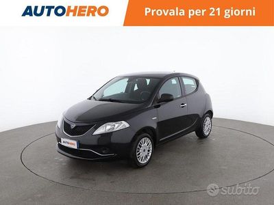 Usata Lancia Ypsilon Silver 70 CV (51 kW) 2017 Nero Utilitaria