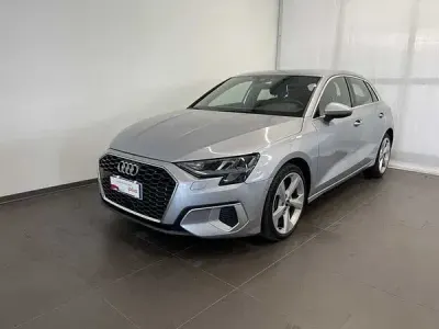 Usata Audi A3 Sportback Advanced 150 CV (110 kW) 2021 Argento Utilitaria