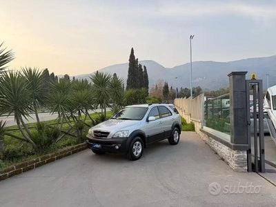 Usata Kia Sorento Active 140 CV (102 kW) 2005 Grigio(met.) SUV