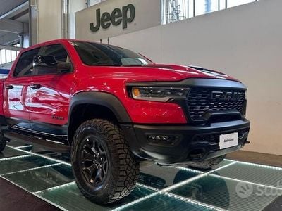 Nuova RAM 1500 540 CV (397 kW) 2025 Rosso Pick-up