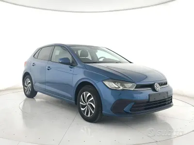 Usata VW Polo Life 95 CV (69 kW) 2025 Blu Utilitaria