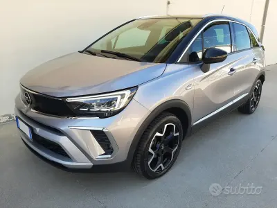Usata Opel Crossland Ultimate 120 CV (88 kW) 2021 Grigio SUV