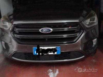 Usata Ford Kuga 120 CV (88 kW) 2017 SUV