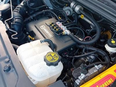 Usata Opel Mokka 140 CV (102 kW) 2016 Grigio SUV