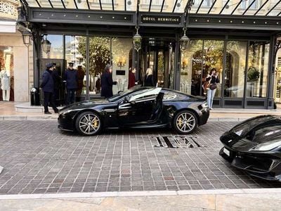 Aston Martin V8 Vantage