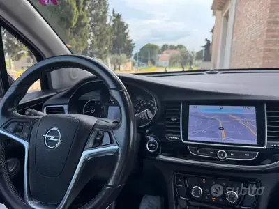 Usata Opel Mokka 140 CV (102 kW) 2019 Nero SUV