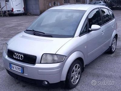 Usata Audi A2 74 CV (54 kW) 2002 Grigio Utilitaria