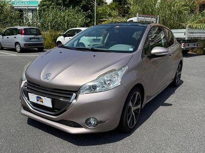 Usata Peugeot 208 Allure 115 CV (84 kW) 2013 Antracite Utilitaria
