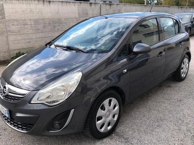 Usata Opel Corsa 86 CV (63 kW) 2012 Grigio Berlina