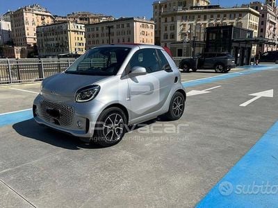 Usata Smart ForTwo Electric Drive Prime 41 kW (56 CV) 2023 Grigio Cabrio