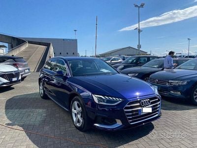 Usata Audi A4 Business 163 CV (119 kW) 2023 Blu Station wagon