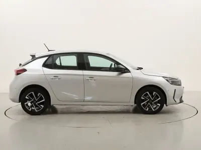 Usado Opel Corsa 101 HP (74 kW) 2025 Citadino