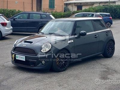 Usata Mini Cooper S 184 CV (135 kW) 2010 Grigio Utilitaria