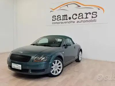 Usata Audi TT Roadster 179 CV (131 kW) 2000 Verde Cabrio