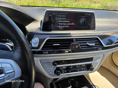 Usata BMW 750 Luxury Line 449 CV (330 kW) 2015 Berlina