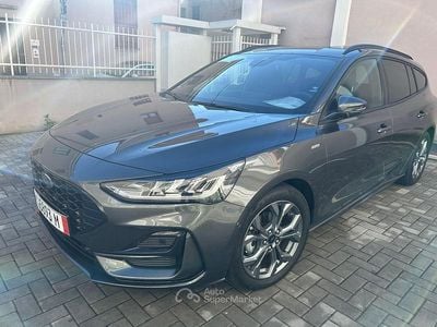 Usata Ford Focus ST-Line 125 CV (91 kW) 2025 Gray Station wagon