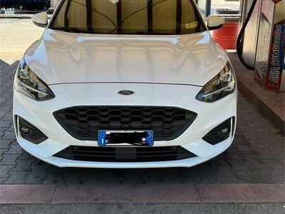 Usata Ford Focus ST-Line 120 CV (88 kW) 2019 Bianco Berlina