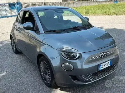 Usata Fiat 500e La Prima 42 kW (58 CV) 2021 Berlina