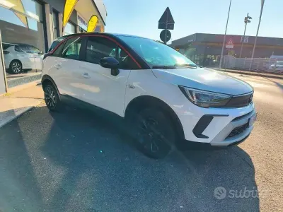 Usata Opel Crossland Ultimate 130 CV (95 kW) 2021 Bianco SUV