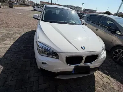 Usata BMW X1 Efficient Dynamics 184 CV (135 kW) 2014 Bianco SUV