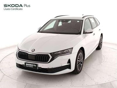 Usata Skoda Octavia Executive 150 CV (110 kW) 2025 Bianco Station wagon