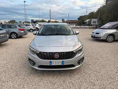 Usata Fiat Tipo Opening Edition 120 CV (88 kW) 2016 Argento Berlina