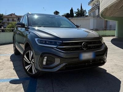 Usata VW T-Roc R-line 110 CV (80 kW) 2023 Grigio SUV