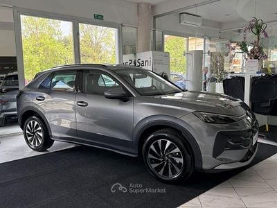 Nieuw VW T-Roc Life 116 PK (85 kW) 2026 Grijs SUV