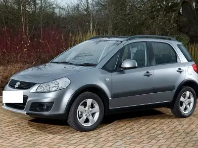 Usata Suzuki SX4 134 CV (98 kW) 2011 Blu Berlina