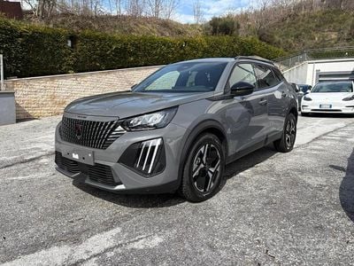 Usata Peugeot 2008 Allure 102 CV (75 kW) 2025 Grigio SUV