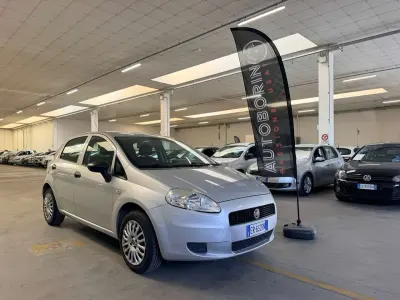 Usata Fiat Punto Evo Dynamic 69 CV (50 kW) 2013 Grigio Utilitaria