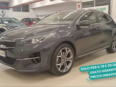 Usata Kia XCeed 117 CV (86 kW) 2022 Dark penta metal SUV