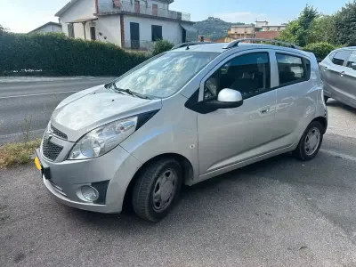Usata Chevrolet Spark LS 68 CV (50 kW) 2011 Argento Utilitaria
