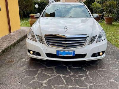 Usata Mercedes E350 Executive 231 CV (169 kW) 2010 Bianco Station wagon
