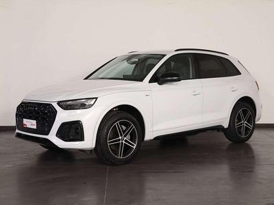 Bianco ghiaccio Usata 2023 Audi Q5 S-Line SUV | 47.900 € (Cara)