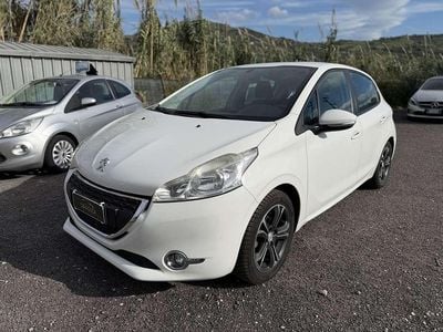 Usata Peugeot 208 Allure 68 CV (50 kW) 2013 Other Utilitaria