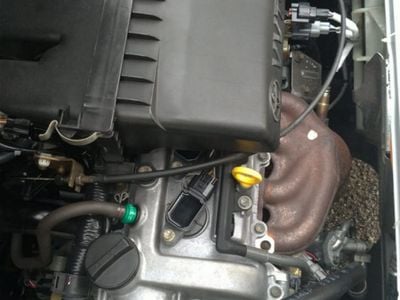 Usata Toyota Yaris 68 CV (50 kW) 2003 Grigio Utilitaria