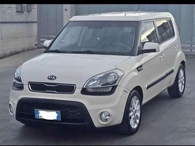 Usata Kia Soul Active 125 CV (91 kW) 2012 Beige SUV