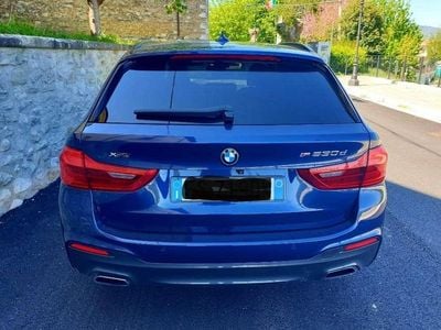 Usado BMW 530 M Sport 265 HP (194 kW) 2018 Azul Carrinha