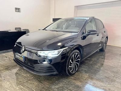Nero Usata 2020 VW Golf Style Berlina | 24.900 € (Molto cara)
