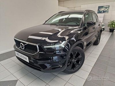 Usata Volvo XC40 129 CV (94 kW) 2022 Nero SUV