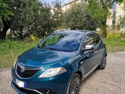 Usata Lancia Ypsilon