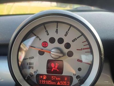 Usata Mini Cooper 120 CV (88 kW) 2008 Nero Utilitaria