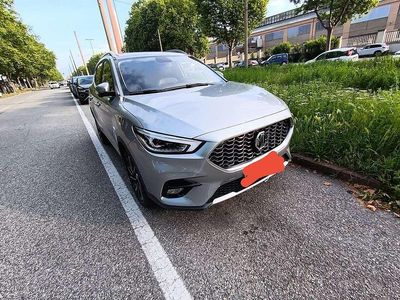 Usata MG ZS 106 CV (77 kW) 2023 Argento SUV