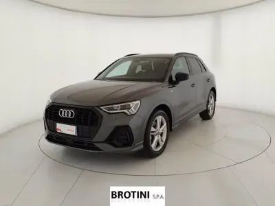 Usata Audi Q3 S-Line 150 CV (110 kW) 2025 Grigio SUV